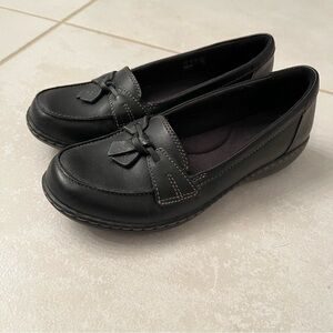Clarks Collection Black Loafer Slip-on Shoes Size 7